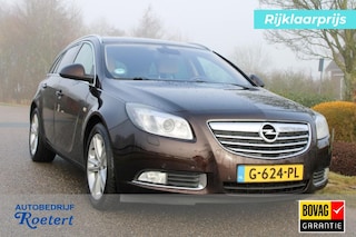 Opel Insignia Tourer 2.0 T 220pk Cosmo ECC/navi/cruise/PDC