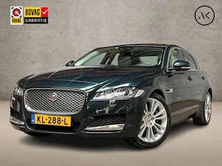 Jaguar XF 2.0 Portfolio 241Pk Automaat (SCHUIFDAK, VOLLEDIG DEALER ONDERHOUDEN, GROOT NAVI, MERDIAN AUDIO, LEDER, SPORTSTOELEN, STOELVERWARMING, KEYLESS, XENON, CAMERA, SFEERVERLICHTING, NIEUWSTAAT)