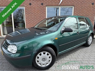 Volkswagen Golf 1.6 Trendline AUTOMAAT / NIEUWE APK / RIJDT GOED