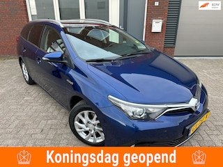Toyota Auris 1.8 Hybrid Lease Pro / Pano / Navi / Camera / PDC / DAB / NAP