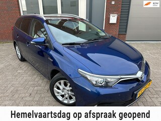 Toyota Auris 1.8 Hybrid Lease Pro / Pano / Navi / Camera / PDC / DAB / NAP