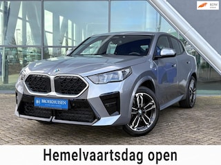 BMW X2 SDrive20i Launch Edition M sport Camera / Harman Kardon Audio / Stoel-Stuurverwarming
