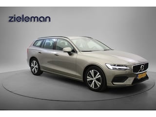 Volvo V60 2.0 B3 Momentum Advantage - Digitaal Cockpit, Carplay, Adaptive Cruise