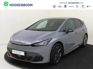 Cupra Born Essential 62 kWh | SoH 92% | Parkeersensoren | CarPlay | Voorklimatisering | Elektrisch inklapbare buitenspiegels | Sfeerverlichting | Lane assist |