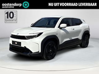 Toyota Urban Cruiser Dynamic 61 kWh **ARTIC WHITE/ ELEKTRISCH/ DIRECT LEVERBAAR**