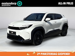 Toyota Urban Cruiser Dynamic 61 kWh **ARTIC WHITE/ ELEKTRISCH/ DIRECT LEVERBAAR**