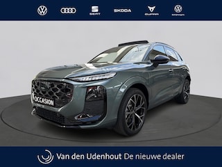 Audi Q3 1.5 200kW e-hybrid S edition / Panodak / Tech Plus