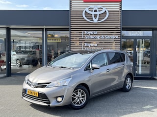 Toyota Corolla Verso 1.8 VVT-i Aspiration Automaat | Panoramadak | Trekhaak