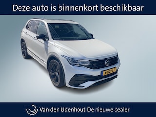Volkswagen Tiguan 1.4 TSI eHybrid R-Line Business+ | Panorama | Matrix-LED | BlackStyle| Keyless | 19"