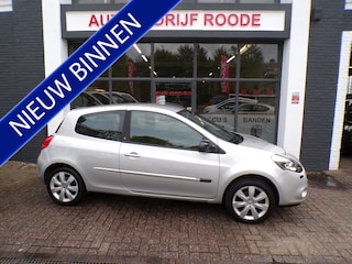 Renault Clio 1.6 Automaat Sport TOP STAAT, NAP!