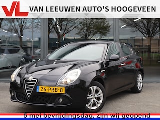 Alfa Romeo Giulietta 1.4 T Distinctive | Nieuw binnen | Navigatie | Clima | Cruise |