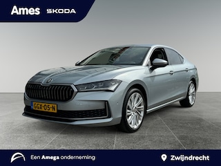 Skoda Superb 1.5 150pk TSI MHEV First Edition Winterpakket | Lichtmetalen velgen 19" Veritate zilver | Stoelventilatie en massagefunctie vóór