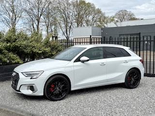 Audi A3 Sportback 40 TFSIe Advanced Sport Keyles|Matrix|ACC|Navi Wit!