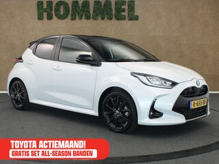 Toyota Yaris 1.5 Hybrid Bi-Tone - 100% ONDERHOUDEN! - NAVIGATIE - STOELVERWARMING - KEYLESS ENTRY & START - 17INCH ZWARTE LICHTMETALEN VELGEN - APPLE CARPLAY/ANDROID AUTO