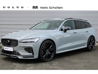 Volvo V60 T6 Automaat Plug-in Hybrid AWD Plus Dark | HEICO Sportuitlaat Met Klepbediening | HEICO Bodykit | Diffusor | Voorspoiler | Zijskirts | Spoorverbreders | 20 Inch Lichtmetalen Velgen R-Design | Lederen Bekleding | Panoramadak | Getint Glas | Elektrisch Verstelbare Voorstoelen Met Geheugen | High Performance Audiosysteem | Google Services |