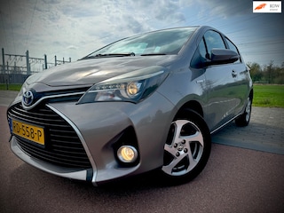 Toyota Yaris 1.5 Hybrid Aspiration, AUTOMAAT, NIEUWSTAAT, ZUINIG, APK