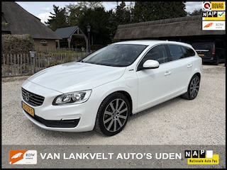 Volvo V60 2.4 D6 PHEV Twin Engine Summum Trekhaak, Stoelverw. Leder