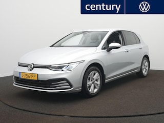 Volkswagen Golf 1.0 TSI Life Navigatie - ACC - Climatronic - PDC - Trekhaak - ACC - Apple Carplay/Android Auto