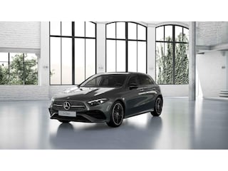 Mercedes-Benz A-klasse 250 e Business Solution AMG | AMG Plus Pakket | Night Pakket | Trekhaak | Panoramadak | Burmester Surround Sound | 360° Camera | Head-up Display | Dodehoekassistent | MULTIBEAM LED Koplampen | Elektrisch Verstelbare Stoelen + Memory | Stoelverwarming | Sfeerverlichting | Apple CarPlay | Android Auto | Elektrisch Inklapbare Buitenspiegels | Parkeersensoren