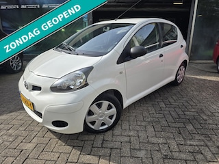 Toyota Aygo 1.0-12V Access | 1E EIGENAAR | 12MND GARANTIE | AIRCO | NW APK |