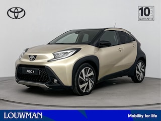 Toyota Aygo 1.0 VVT-i S-CVT Envy Limited | Navigatie | Parkeersensoren | Automaat | Lichtmetalen Velgen | Mistlampen | Cruise Control + Climate Control | Elektrische Ramen + Spiegels | Draadloze Telefoonlader |