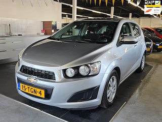 Chevrolet Aveo 1.4 LT/AUTOMAAT/AIRCO/CRUISE/N.A.P/