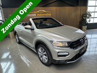 Volkswagen T-Roc 1.5 TSI Style Automaat Climate Control El.ramen el.Dak Apple  Carplay LMV
