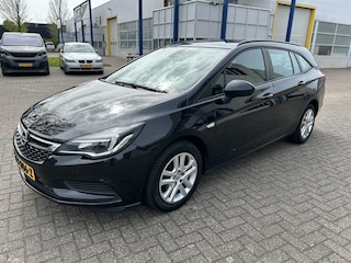 Opel Astra Sports Tourer 1.0 Online Ed. CARPLAY CAMERA PDC NAVI TRHK.