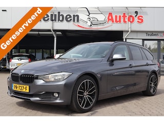 BMW 3-serie Touring 318d | MASSAVLIEGWIEL HOORBAAR | Trekhaak afneembaar | Navigatie | Bluetooth | Elek kofferdeksel