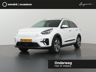 Kia Niro e-Niro ExecutiveLine 64 kWh | SOH 98% | Schuif/Kanteldak | Lederen Interieur | Ele. verstelbare stoelen + Geheugen | Stoelverwarming voor + achter | Apple CarPlay/Android Auto | Camera | Stoelkoeling | Adaptieve Cruise Control | JBL Audio |