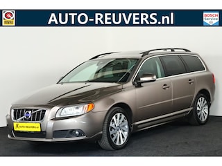 Volvo V70 1.6 T4 Summum / Opendak / Leder / Navi / Trekhaak