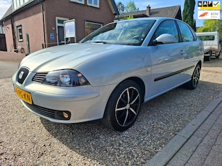 Seat Cordoba 1.4-16V Signo airco nieuwe APK weinig km NAP