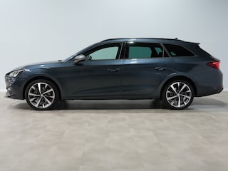 Seat Leon Sportstourer 1.5 TSI 204pk e-Hybrid FR Business DSG / Navigatie / Camera / Apple Carplay