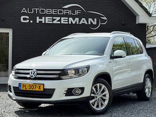 Volkswagen Tiguan 1.4 TSI Sport&Style Navi Automaat Cruise Control StoelVerw trekhaak PDC