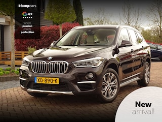 BMW X1 sDrive20i X-line | Head-Up | Stuurverwarming! | Stoelverw | Nav | Leer | Camera!