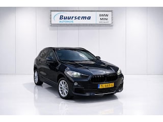 BMW X2 sDrive18i | Navigatie | Bluetooth telefoon| Sortinterieur | Afneembare Trekhaak |