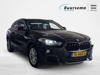 BMW X2 sDrive18i | Navigatie | Bluetooth telefoon| Sortinterieur | Afneembare Trekhaak |