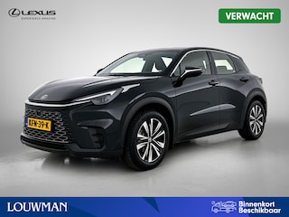 Lexus LBX Elegant 2WD