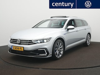 Volkswagen Passat Variant 1.4 TSI PHEV GTE Business Panoramaschuif-kanteldak - IQ Light - Navigatie - Trekhaak - ACC - Camera - ErgoComfort-stoel