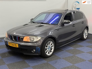 BMW 116i Executive / SCHUIFKANTELDAK / NAVI-MULTIEMEDIA SCHERM