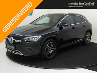 Mercedes-Benz GLA 250 e AMG Line Artico Leder / Parkeercamera / Sfeerverlichting / Stoelverwarming / Privacy Glass