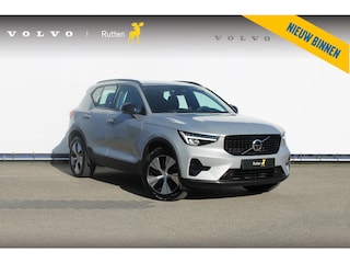 Volvo XC40 B3 177pk Automaat Plus Dark Google infotainment / Elektrisch verstelbare voorstoelen met geheugen voor de bestuurdersstoel / Stoel en stuurwielverwarming/ Harman Kardon Audio