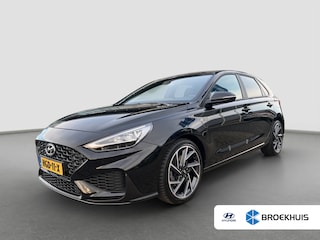 Hyundai i30 1.5 T-GDi 160pk MHEV N-Line Camera | Dodehoek detectie | Bestuurdersstoel met geheugen | Draadloos laden | LED lampen | Keyless entry | Navigatie | Stoelverwarming | Parkeersensoren voor en achter
