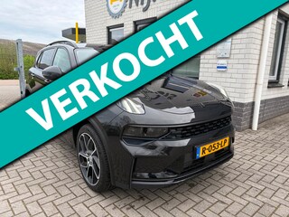 Lynk & Co 01 1.5 / Black Edition / Panorama dak / Add. Cruise / Climate Controle / Camera / Telefoon / Carplay
