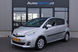 Toyota Verso-S 1.3 VVT-i Aspiration AUTOMAAT Clima, Cruise,camera, Pano dak, Trekhaak