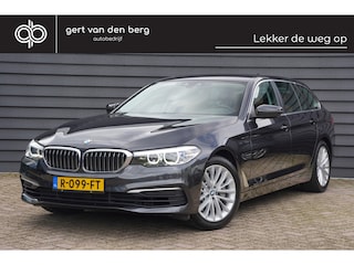 BMW 5-serie Touring 530i Executive - LEDER - MEMORY STOELEN - LUXURY LINE -