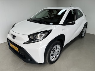 Toyota Aygo 1.0 VVT-i MT Play Apple Carplay Camera NAP 1e eig incl BTW