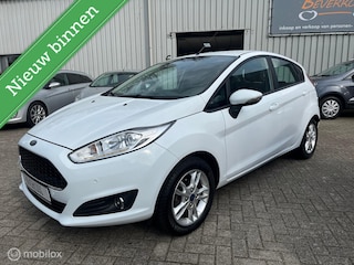 Ford Fiesta 1.0 Black & White Edition 6/12 m garantie