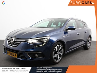 Renault Mégane Estate 1.2 TCe Bose Climate control Cruise control Parkeersensoren Camera Sfeerverlichting Navigatie Lichtmetalen velgen