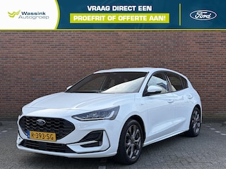 Ford Focus 1.0 EcoBoost Hybrid 125pk ST-Line | Navigatie | Licht metalen velgen